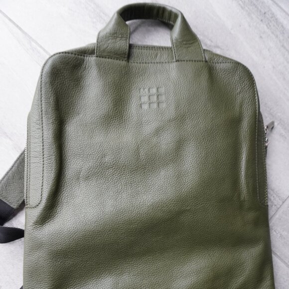 Moleskine Classic Device Bag Backpack – Green – Excellent Condition - Picture 4 of 16